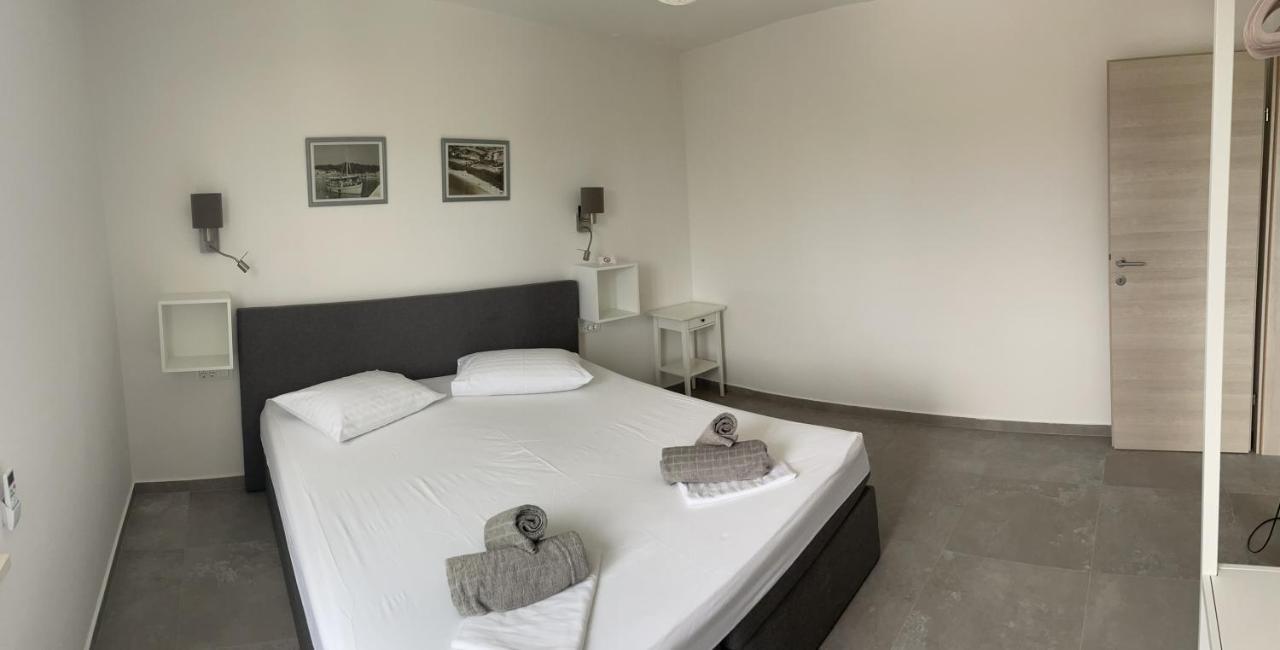 Sandra Apartments Makarska Exterior foto